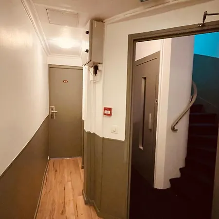 Jeff Hotel