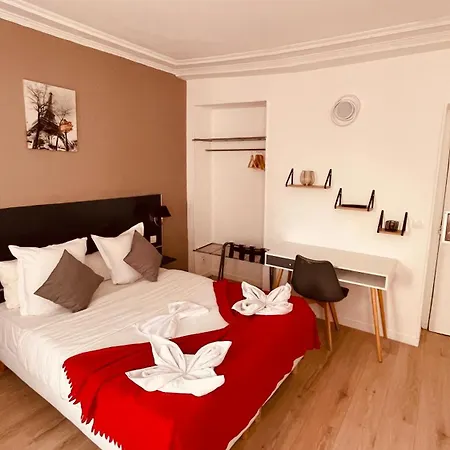 Jeff Hotel 2*